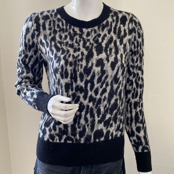 Banana Republic Leopard Print Wool & Alpaca Blend Pullover Fuzzy Sweater Petite - Picture 1 of 8